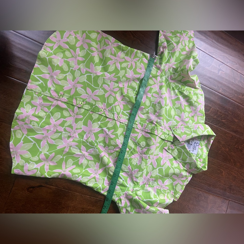 Lilly Pulitzer Top Women's SZ 12 Floral Lime green /pink - Picture 6 of 8